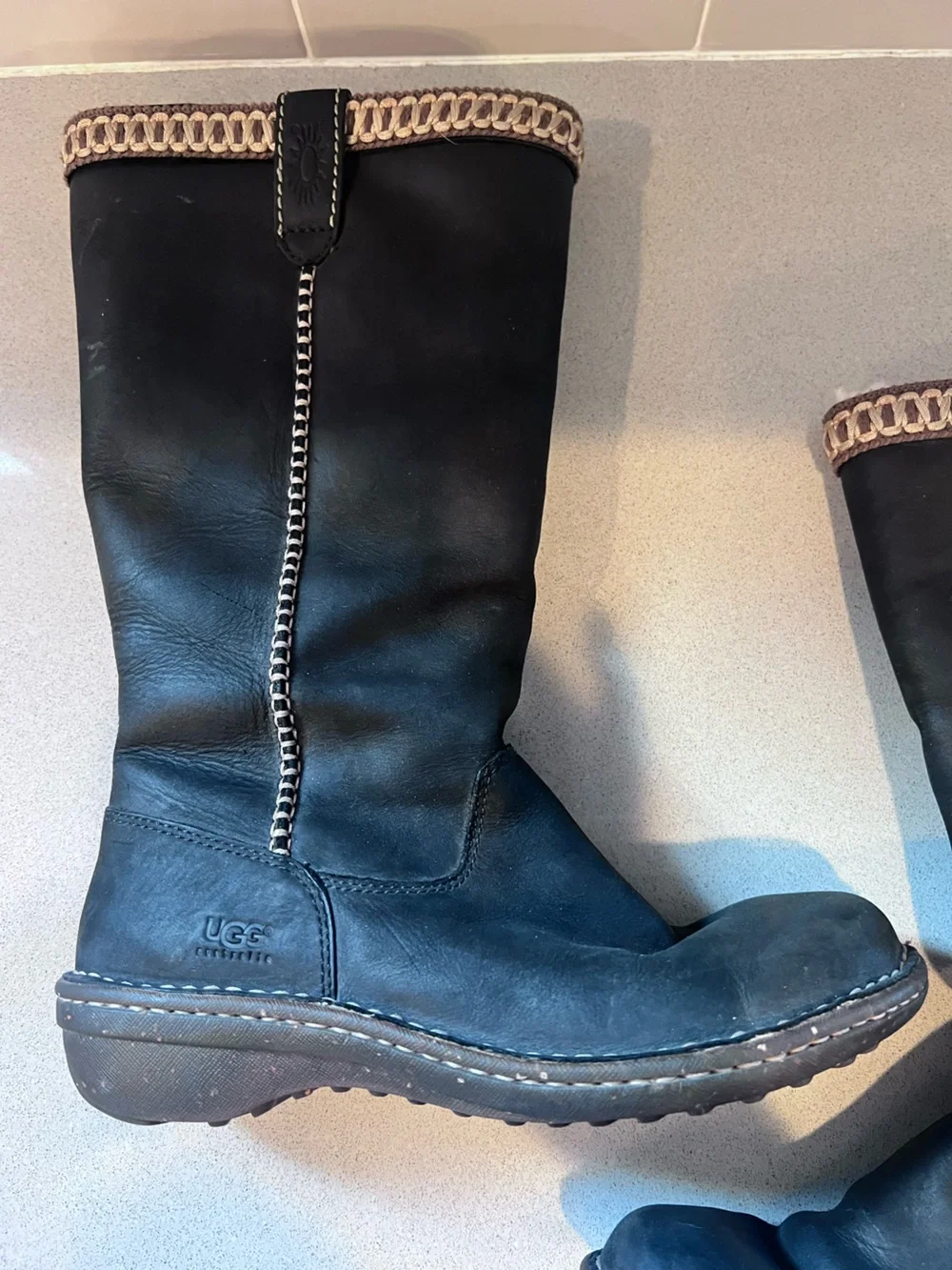 UGG Swell Tall Black Leather Sheepskin Tasman Boots Size 8